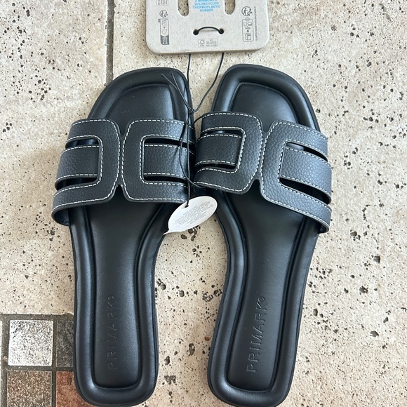 NWT Primark Slide Sandals size 6 - Picture 1 of 4